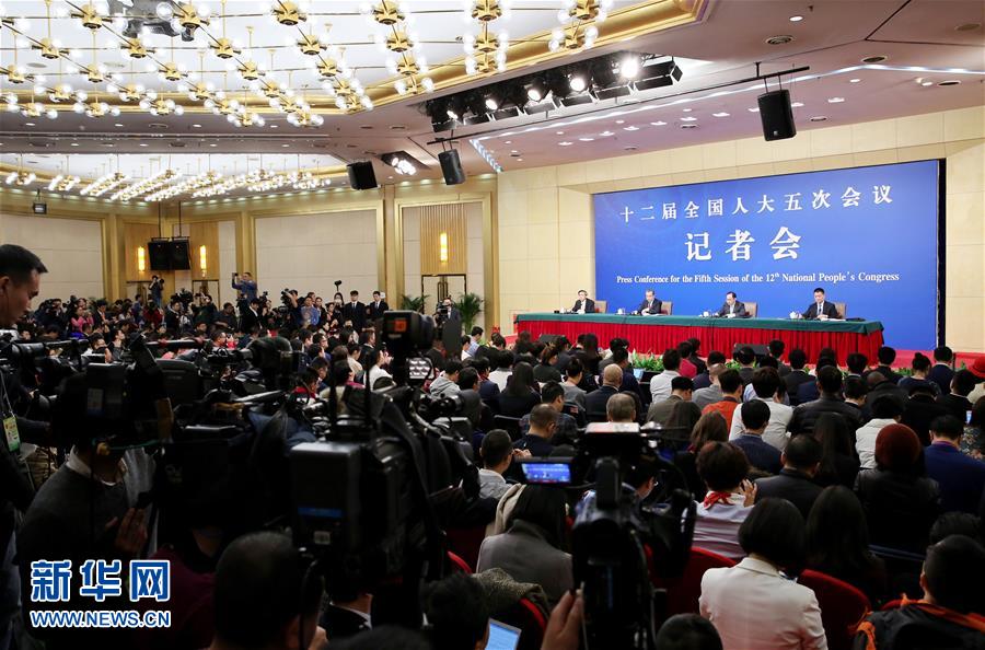 外交部部長王毅就“中國的外交政策和對外關(guān)系”答記者問