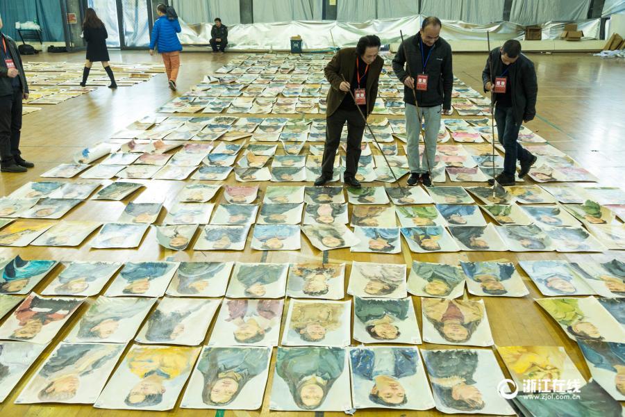 壯觀！中國美院閱卷現場 畫卷鋪滿體育館（圖）