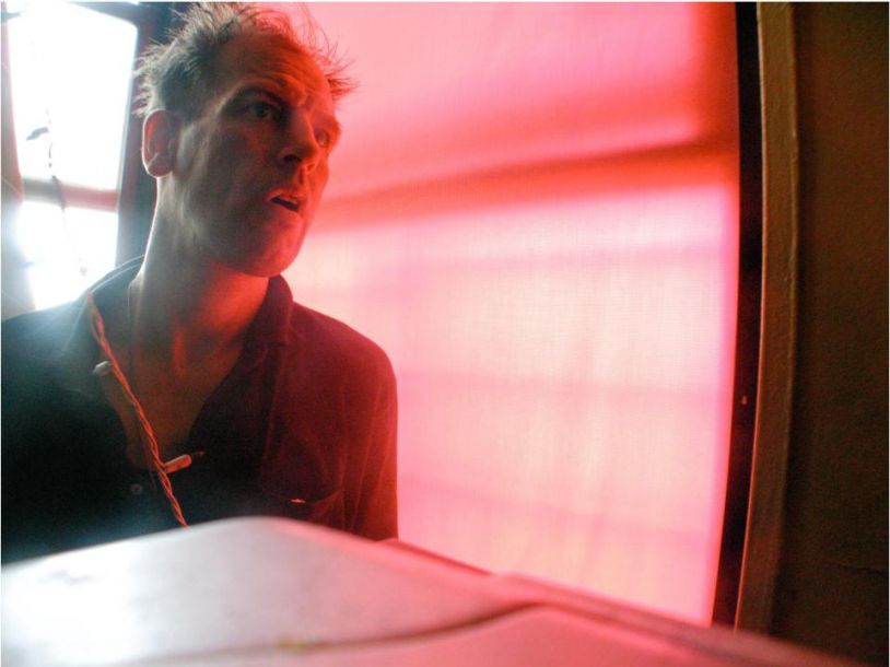 震撼的自拍：知名攝影師深陷毒癮全過程