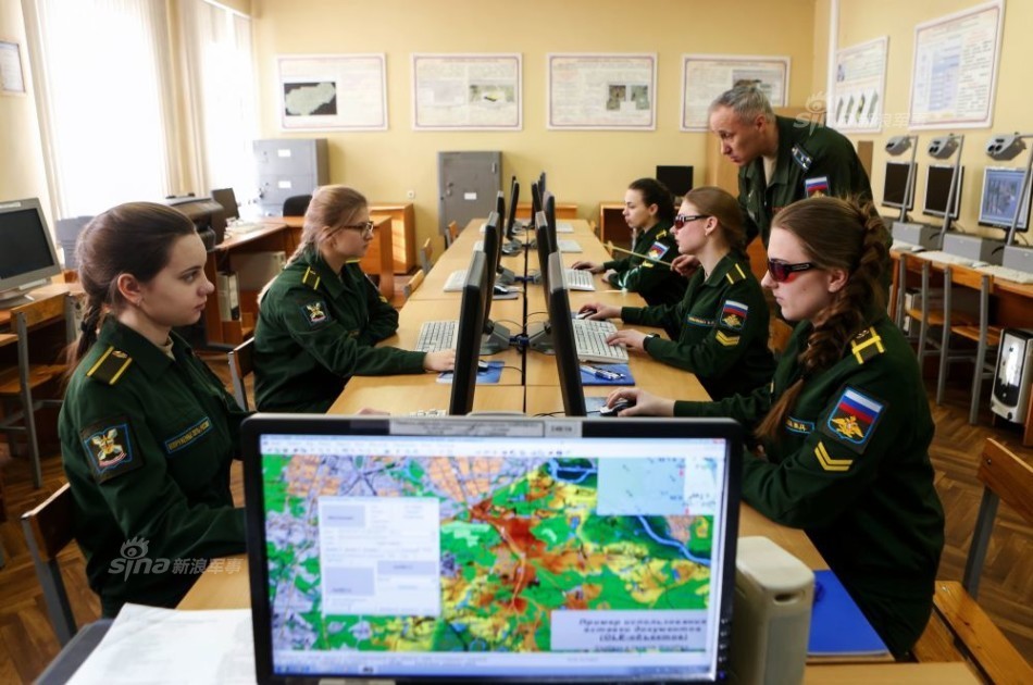 高顏值高材生!俄航天學(xué)院培養(yǎng)美女間諜讀圖員