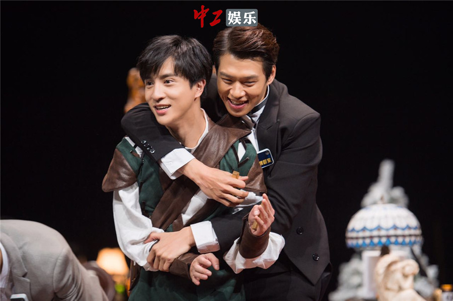 《明星大偵探》破十億 《恐怖童謠》引熱議 總導演解密幕后