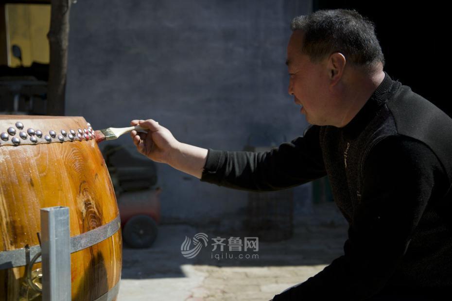 探訪山東濱州制鼓藝人 鼓面上跳出踢踏舞（圖）