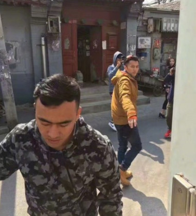 春游的節奏？謝霆鋒北京吃鹵煮炸醬面逛胡同