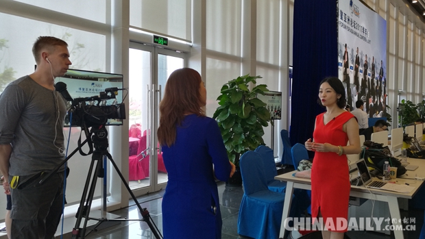 2017博鰲亞洲論壇:各路媒體投入緊張報道