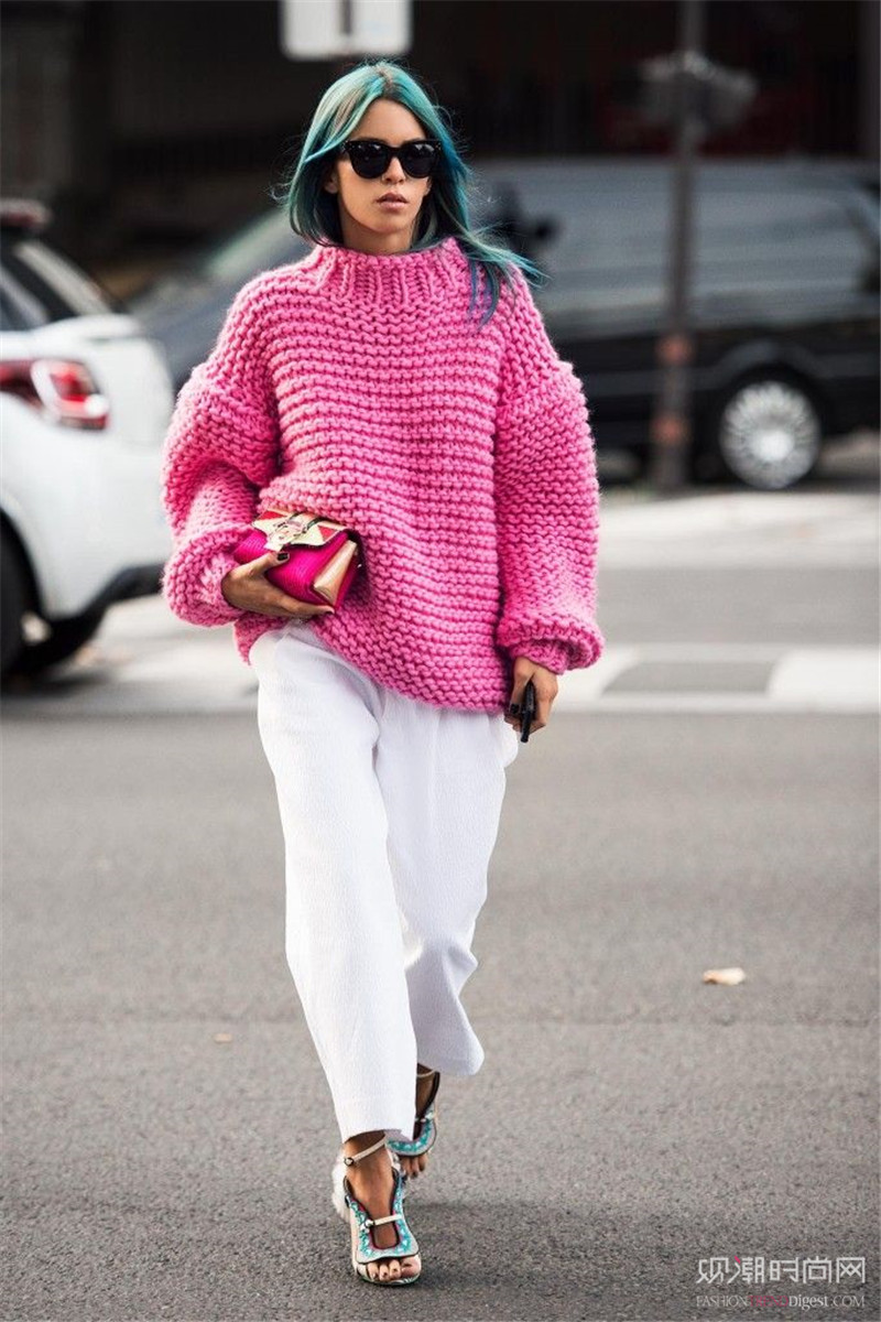用一件毛衣輕松搞定春季時髦搭配