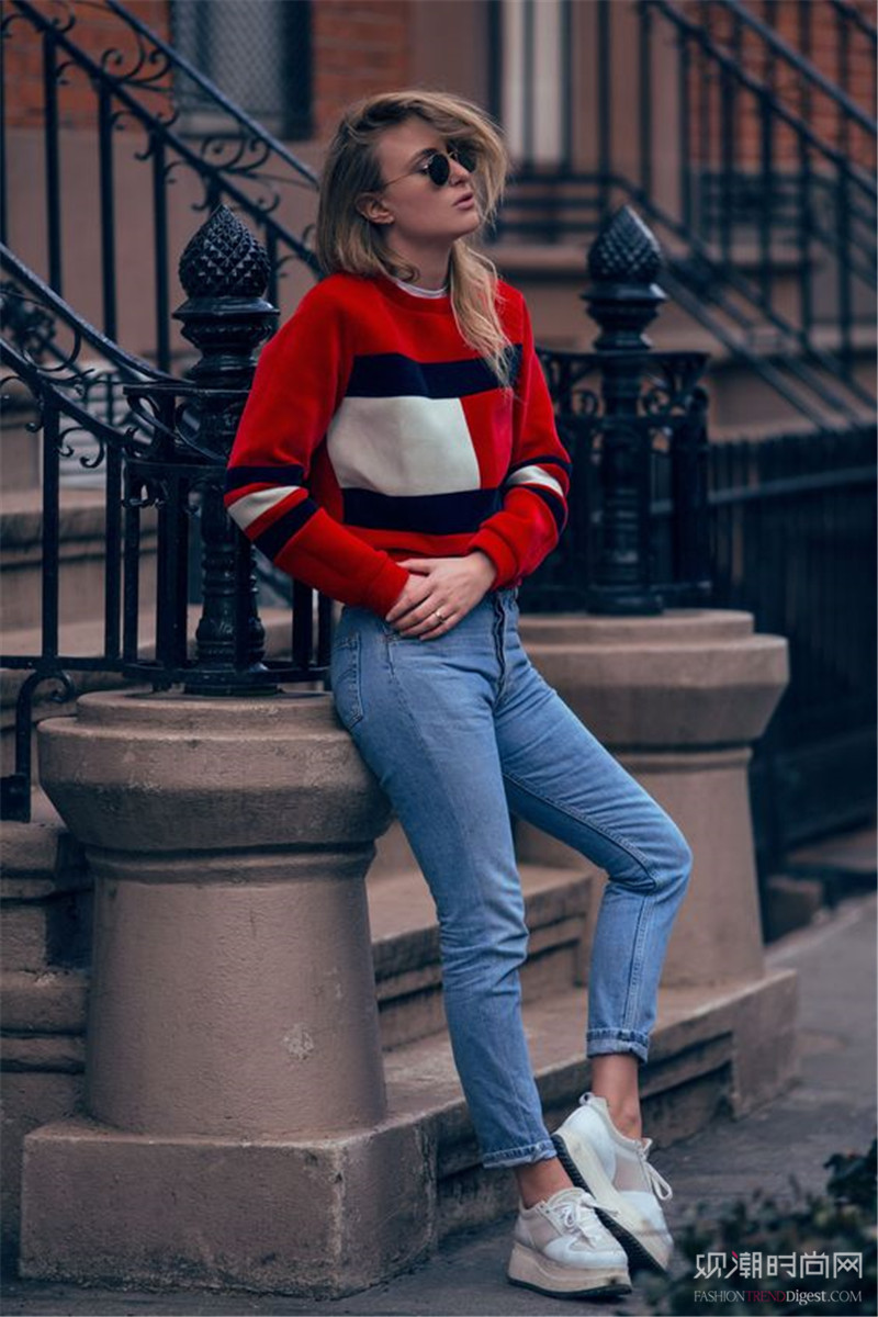 用一件毛衣輕松搞定春季時(shí)髦搭配