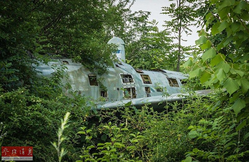 雜草叢生：歐洲最大廢棄空軍基地曝光