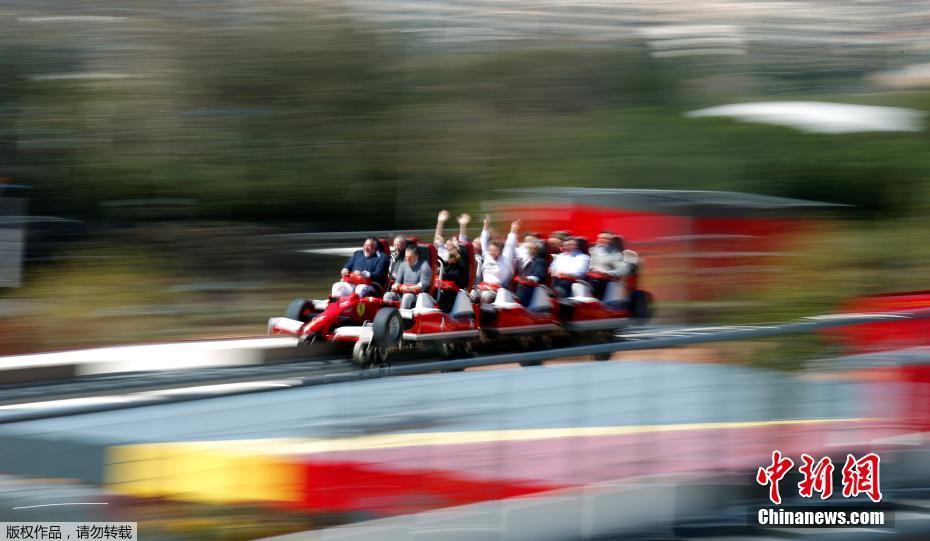 西班牙法拉利樂園啟幕 這樣的過山車你敢挑戰嗎？