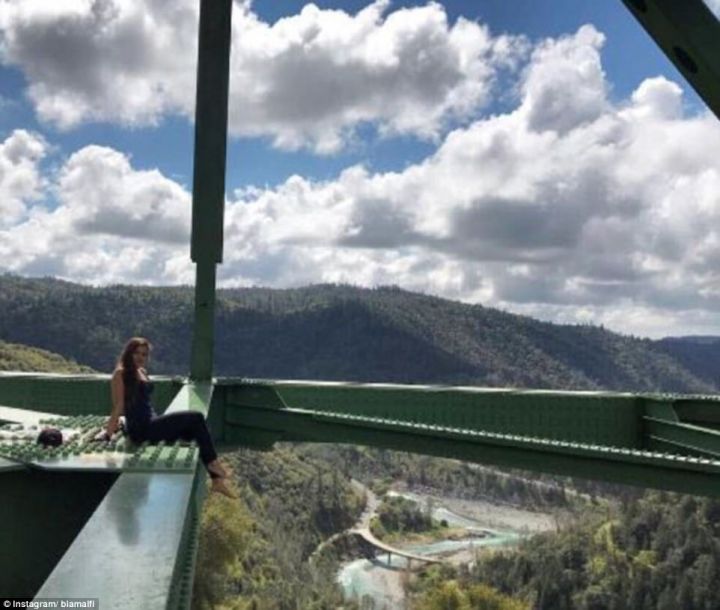 瘋狂的網癮患者：美國女子為“獲贊”自拍墜橋