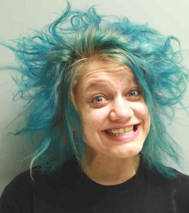 正經(jīng)點！盤點那些奇葩的犯罪嫌疑人頭像