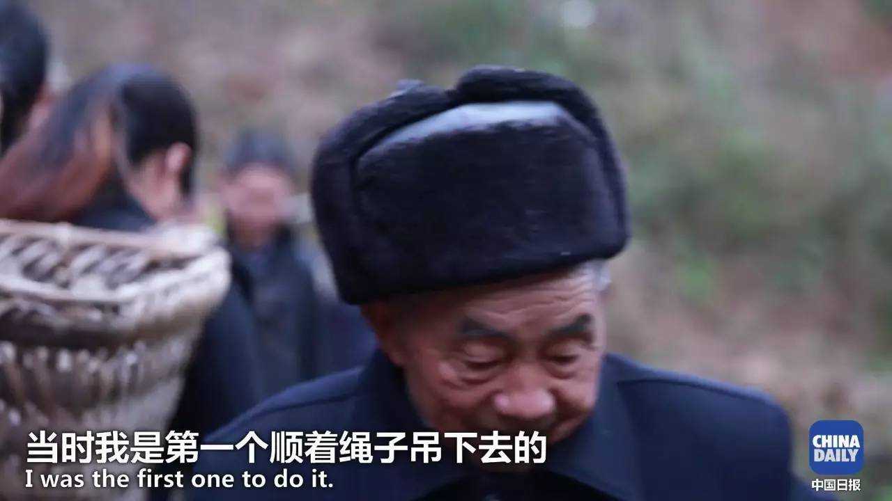 解碼中國丨這位當代“愚公”在懸崖峭壁上鑿出7千米水渠,現實比神話傳說更震撼!