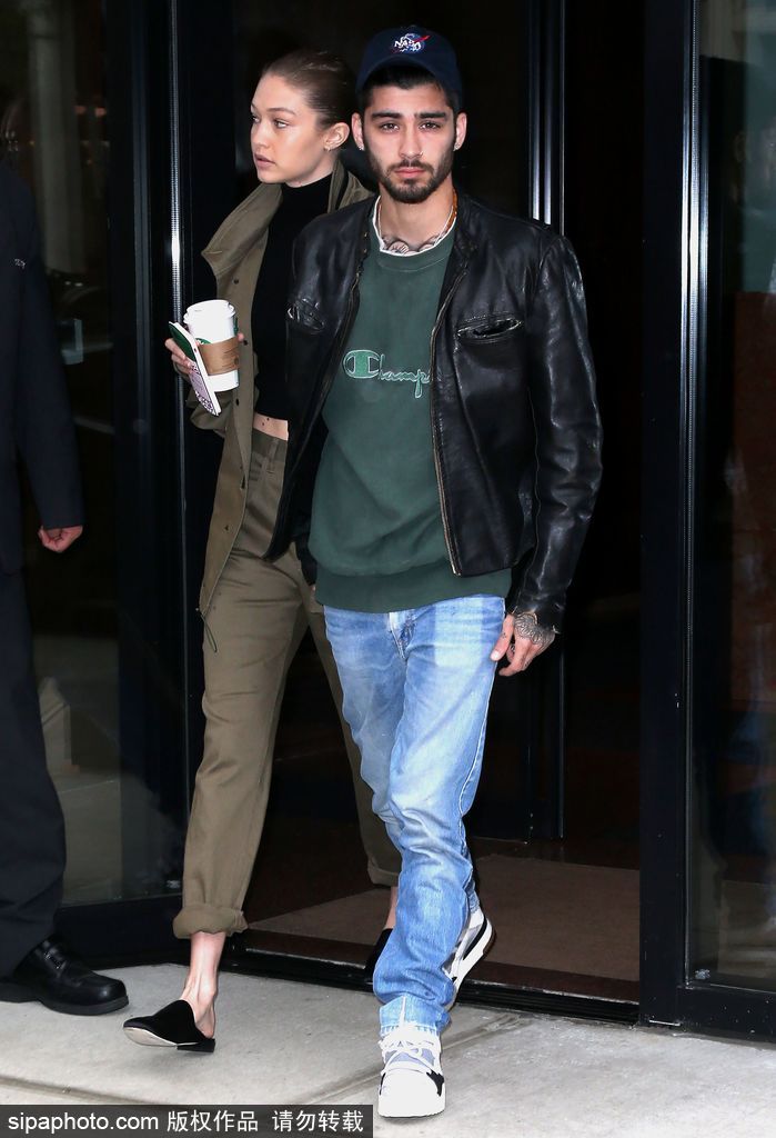 吉吉·哈迪德與“美渣”又出來撒狗糧了