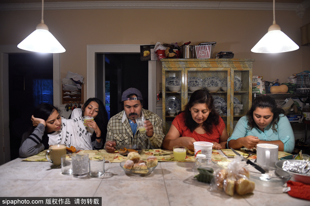 美國16歲連體姐妹拒做分離手術 她們的決定讓人無法理解