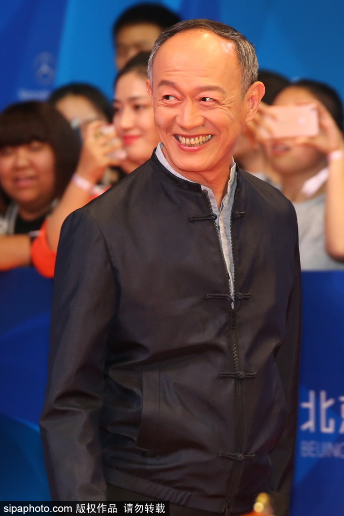 第七屆北京電影節(jié)：莫妮卡·貝魯奇性感現(xiàn)身閉幕式紅毯 林志玲、蔣雯麗、殷桃同場(chǎng)爭(zhēng)艷