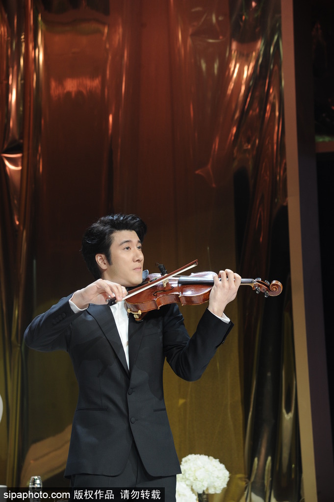 王力宏欲嘗試做導演 現(xiàn)場感恩愛人的支持