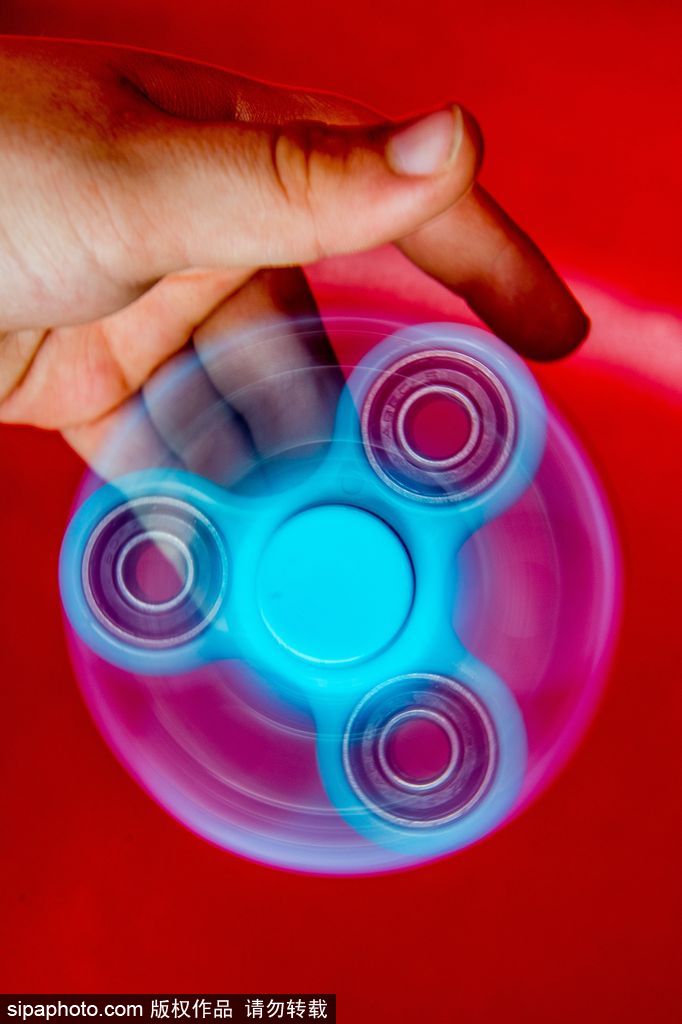 英國指尖陀螺風靡全球