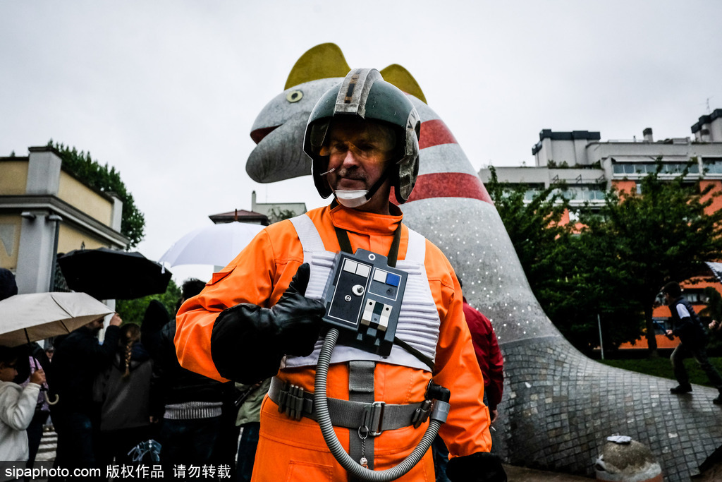 星戰40周年 意大利米蘭舉行“星球大戰日”coser云集