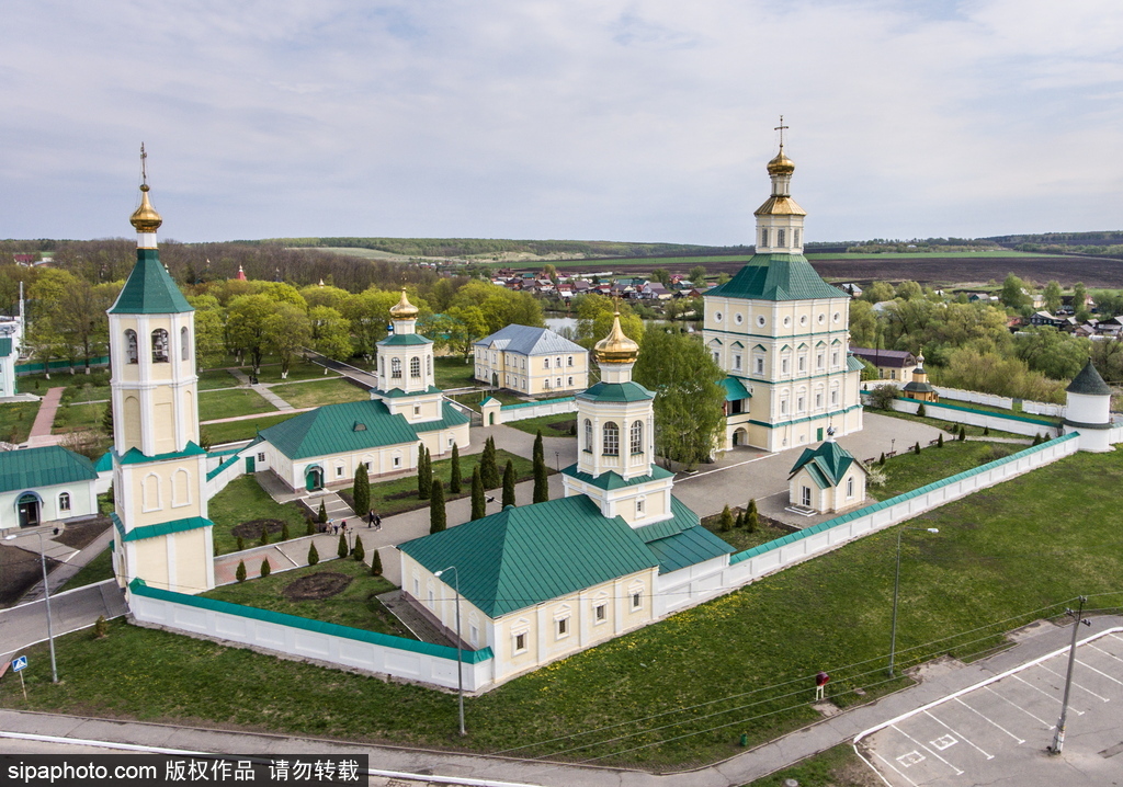 俯瞰俄羅斯薩蘭斯克城市風光