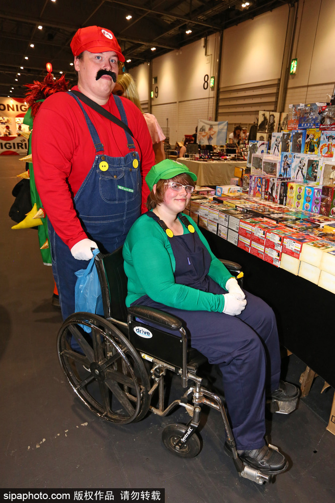 2017倫敦動漫展開幕 各路coser大顯神通