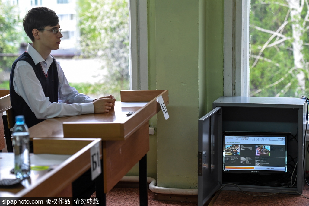 中國高考在即 看看俄羅斯高考現(xiàn)場什么樣