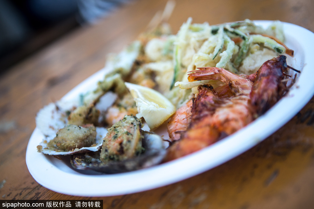 吃貨看這里 意大利米蘭快餐車節鮮嫩美味來襲