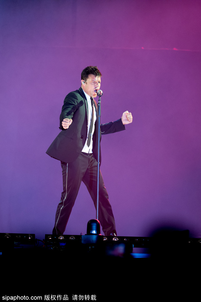 拉丁歌王瑞奇·馬丁西班牙火爆開(kāi)唱彰顯個(gè)人魅力