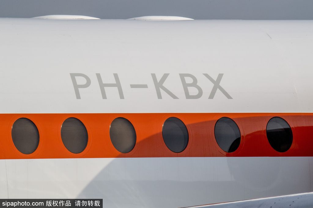 荷蘭王室舊專機退役出售 內部設施一覽