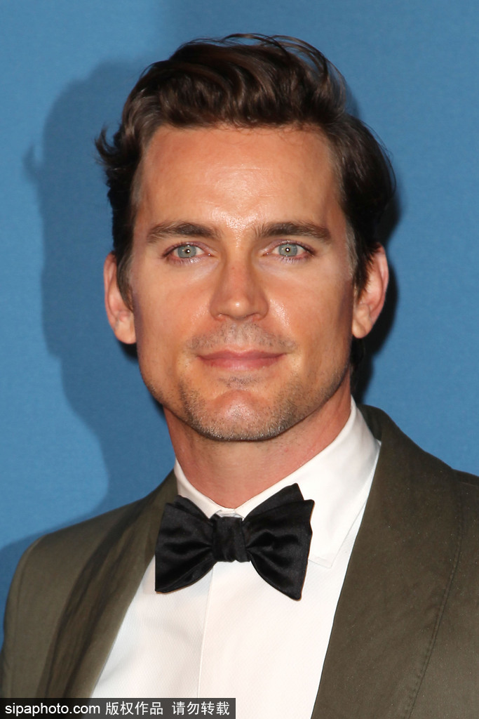 “孔雀”馬特·波莫帥氣挺拔 湛藍色瞳孔深情款款