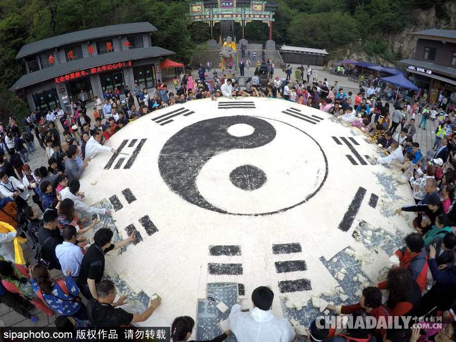 百人千人萬(wàn)人宴精彩紛呈 盤(pán)點(diǎn)眾人分享美食盛況