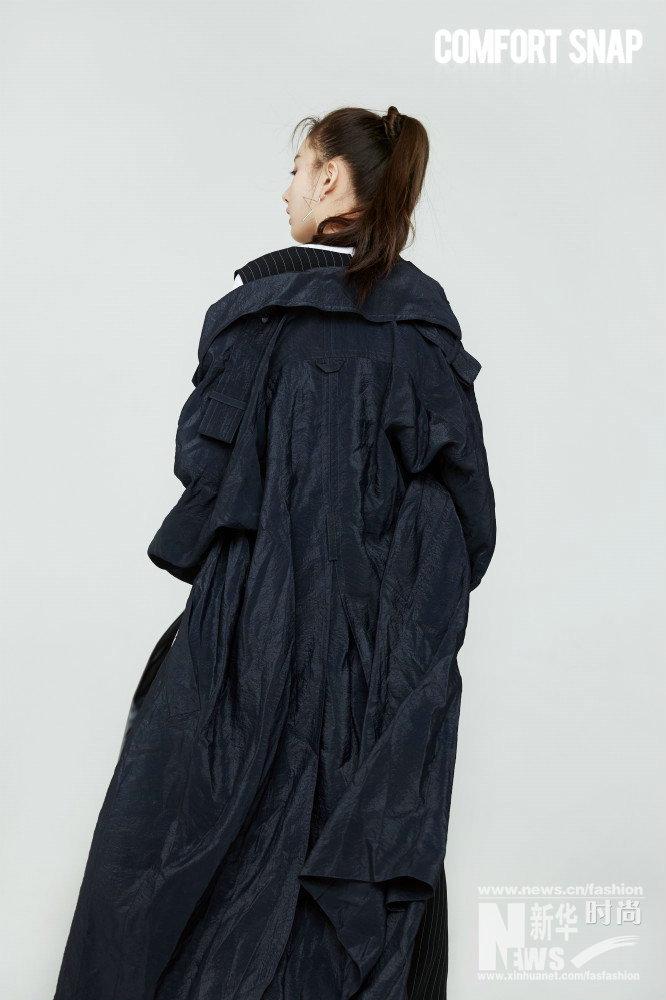 宋祖兒黑白大片曝光 鬼馬少女大秀混搭風