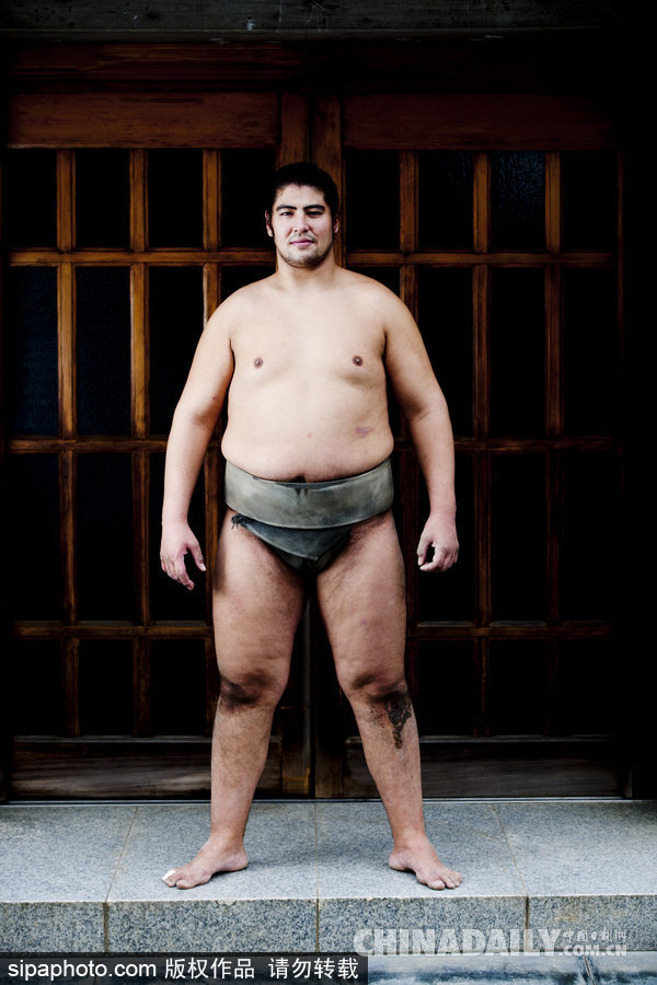 日本東京相撲運動員眾生相