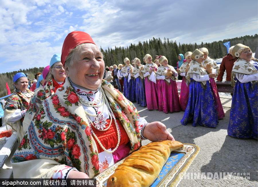 最炫民族風 俄羅斯摩爾曼斯克州舉辦民俗節(jié)