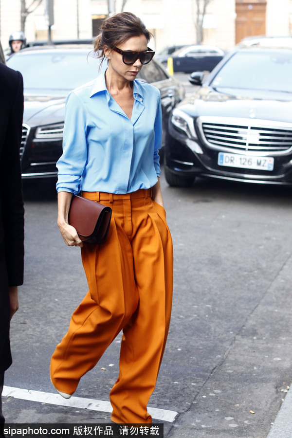 如何打造時髦上班路？“闊腿褲終結(jié)者”貝嫂告訴你