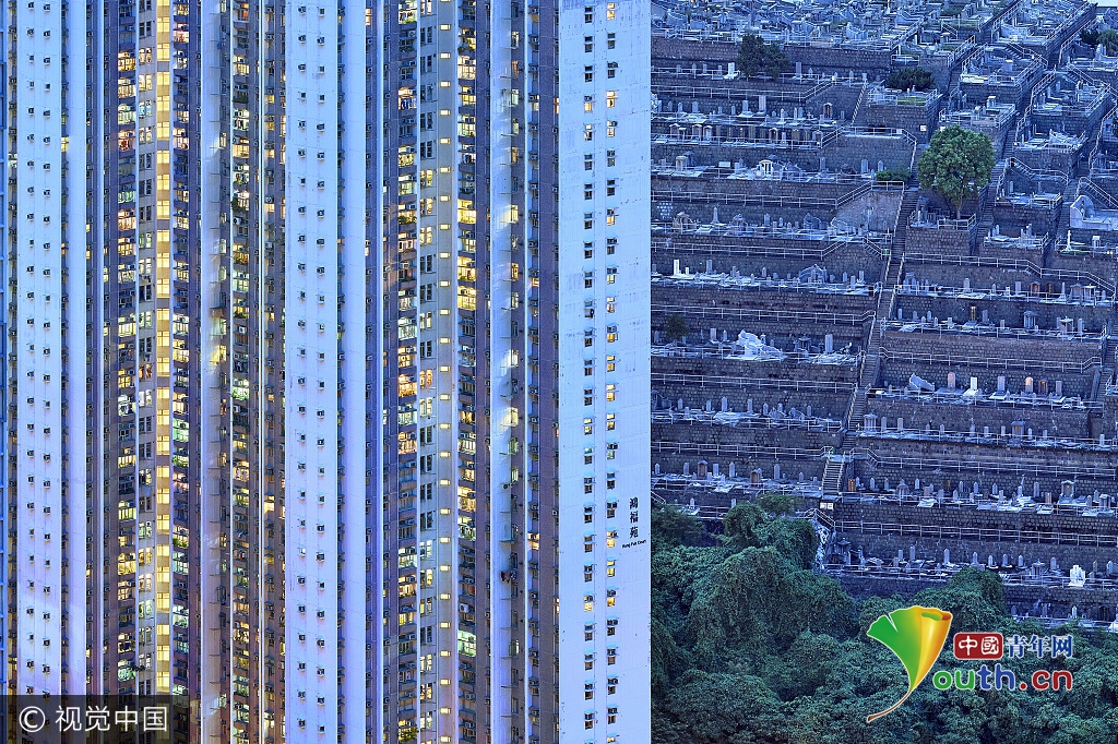 鏡頭下的“藍色香港” 華燈初上縹緲幽靜