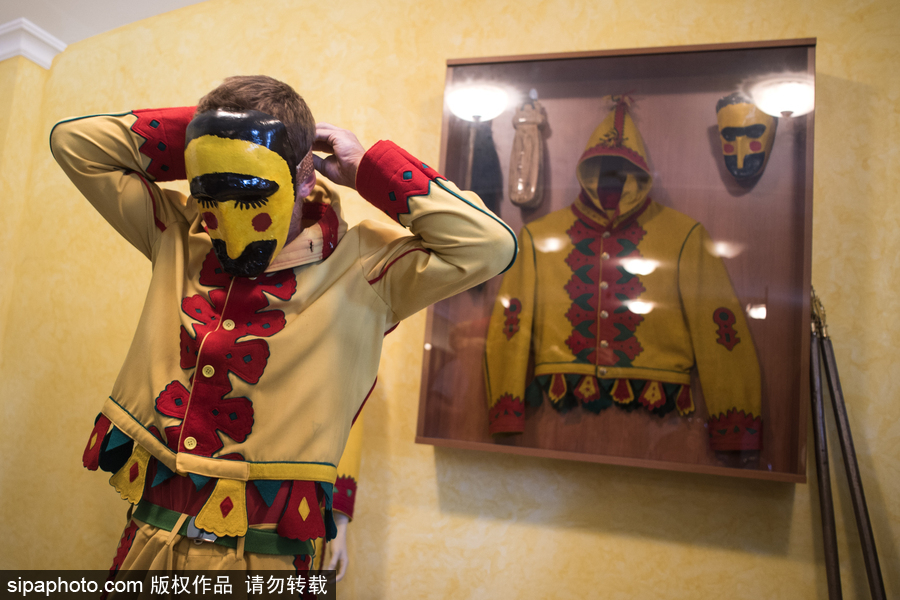 最另類(lèi)的洗禮 西班牙奇葩節(jié)日之跳嬰節(jié)