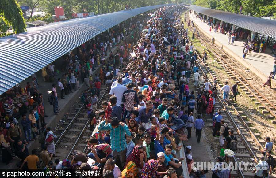 宰牲節(jié)即將到來 孟加拉國“火車大軍”購票場面不輸中國春運