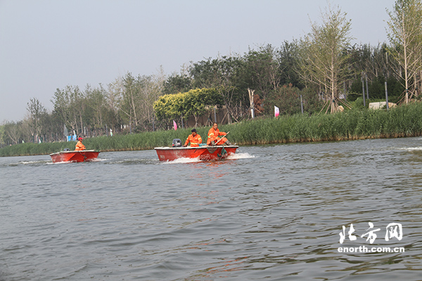 全運(yùn)會(huì)保障故事:爺爺,你的白頭發(fā)都曬黑了