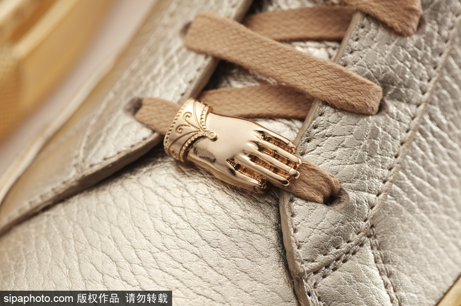 《權(quán)力的游戲》新周邊！限定黃金鞋你心動(dòng)了么？