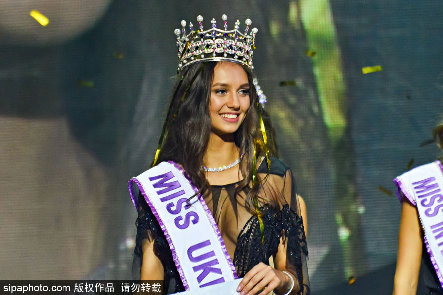 本屆港姐讓人大跌眼鏡？看烏克蘭小姐選美決賽冠軍美得像洋娃娃