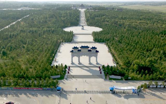 實拍:“風沙之城”鄂爾多斯的治沙傳奇