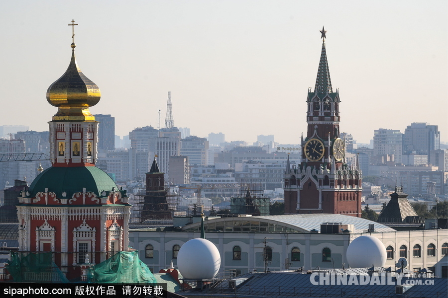 秋日里的莫斯科城市街景