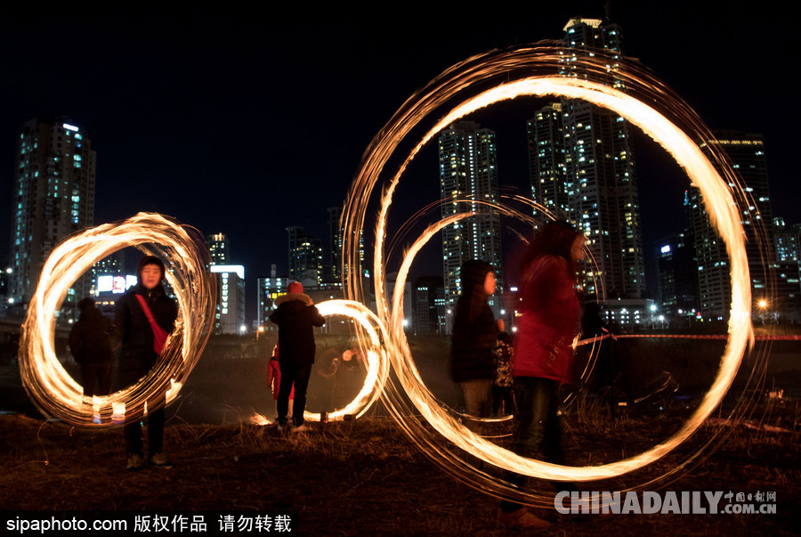 中秋將至 盤(pán)點(diǎn)那些與月亮有關(guān)的節(jié)日