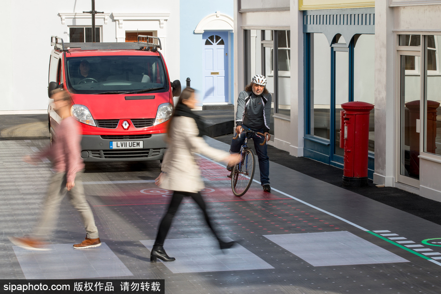 交通燈也智能！ 英國科學家發明過馬路新型系統