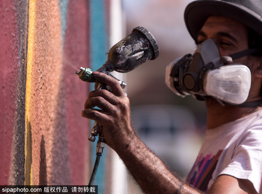 美國(guó)萊克沃思街頭繪畫藝術(shù)節(jié) 各國(guó)藝術(shù)家齊聚大展身手