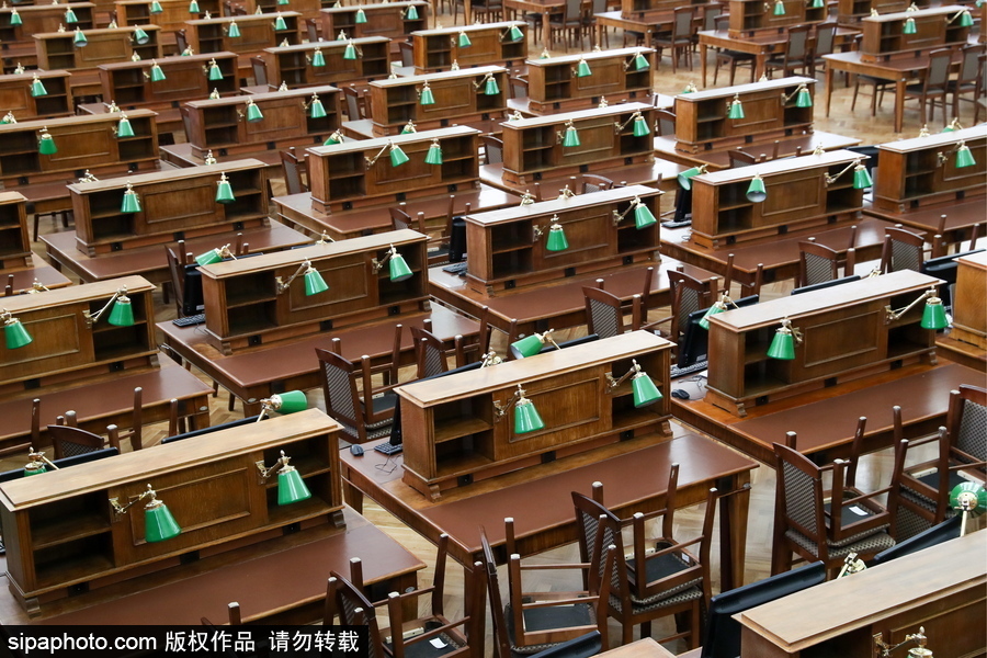 整齊劃一充滿藝術(shù)氣息 俄羅斯國(guó)立圖書館閱讀室翻新
