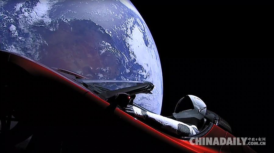 特斯拉跑車“開進”太空卻迷路了！ “星俠”乘車漫游太空