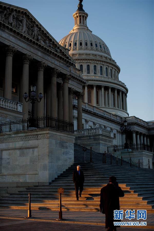 美國(guó)政府技術(shù)性“停擺”