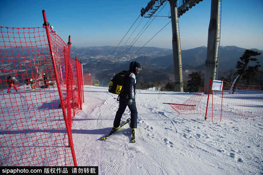 2018平昌冬奧會高山滑雪女子回轉(zhuǎn)：比賽因強風(fēng)延期