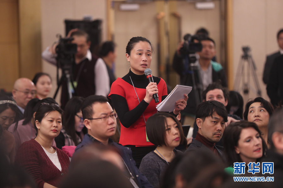 肖捷:今年實(shí)施積極的財(cái)政政策仍然保持較強(qiáng)力度