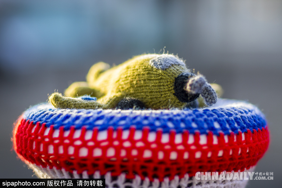 英國皇家空軍百年紀(jì)念 毛線版飛機(jī)造型多樣呆萌可愛